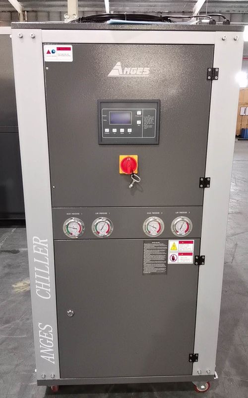 46.2KW ψυγείο νερού με ψύξη αέρα με κυλίνδρους φτερωτούς σωλήνες χαλκού