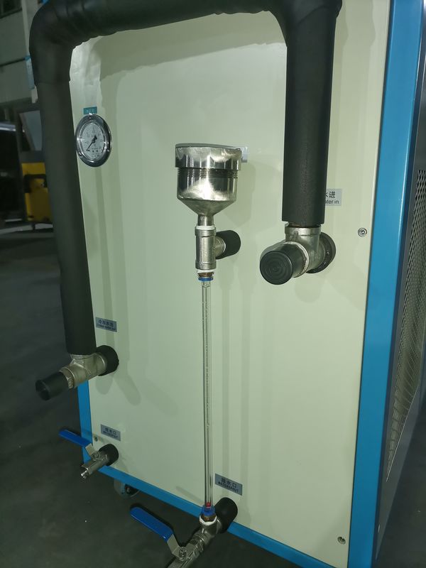 Ακριβότητα και αποτελεσματικότητα 2.5 m3/h Ρυθμισμένη ροή νερού Ρυθμισμένοι με αέρα ψύκτες μεταβλητής ταχύτητας για έλεγχο θερμοκρασίας εργαστηρίου