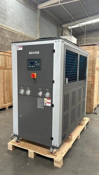 Ψύκτης 8HP αερόψυκτος με Συμπιεστή Scroll και Ψύξη για Δροσερή Άνεση